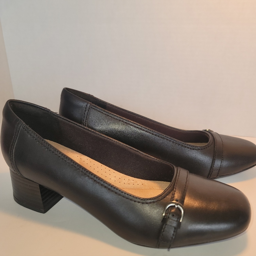 Black Leather Marilyn Nora pump from Clarks Women's Size 7M